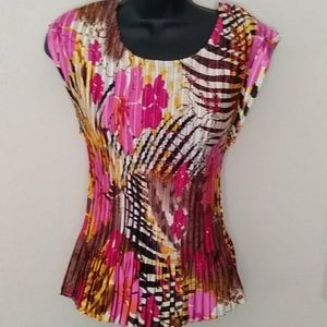 Psychedelic Pleated Expandable Cap Sleeve Top